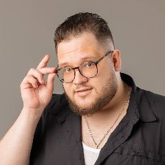 Серегин Артем